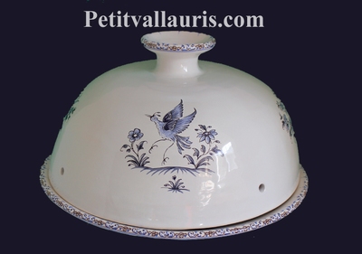 CLOCHE A FROMAGE + ASSIETTE EN FAIENCE DECOR CAMAIEU BLEU