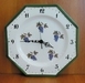 HORLOGE MURALE OCTOGONALE EN FAIENCE DECOR RAISINS 